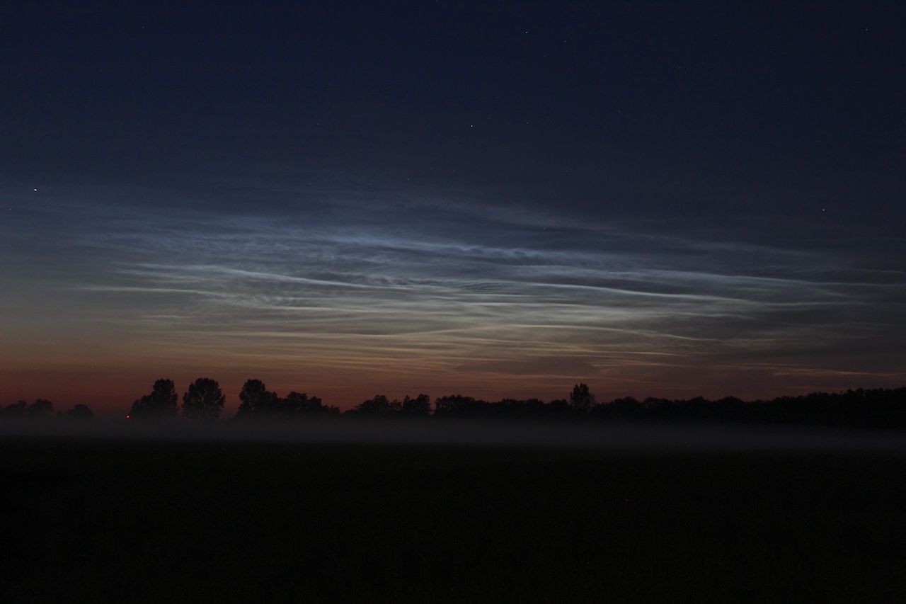 Leuchtende Nachtwolken (NLC)