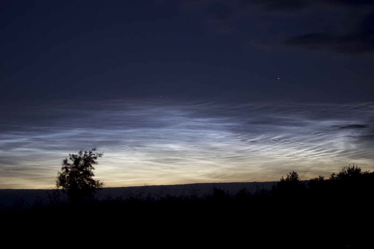 NLC am nächtlichen Himmel